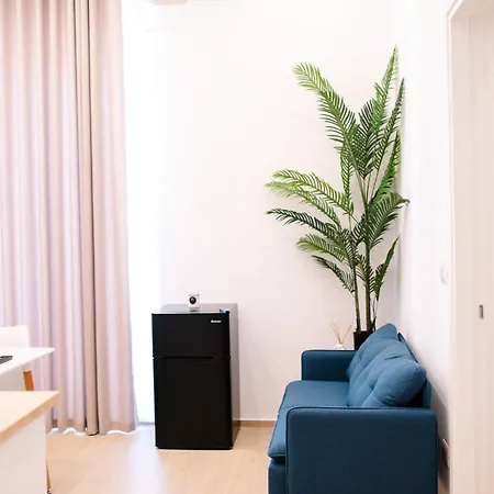 Alojamento de Acomodação e Pequeno-almoço Luxury Way Kenzia 3*