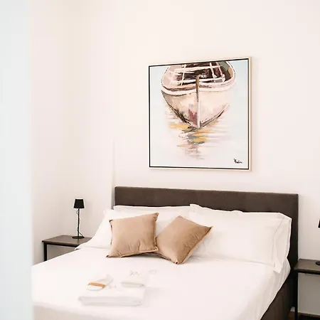 Alojamento de Acomodação e Pequeno-almoço Luxury Way Kenzia Trani